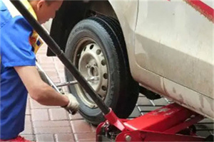 葫芦岛附近拖车24小时服务热线电话