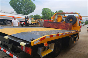 葫芦岛附近拖车电话号码服务